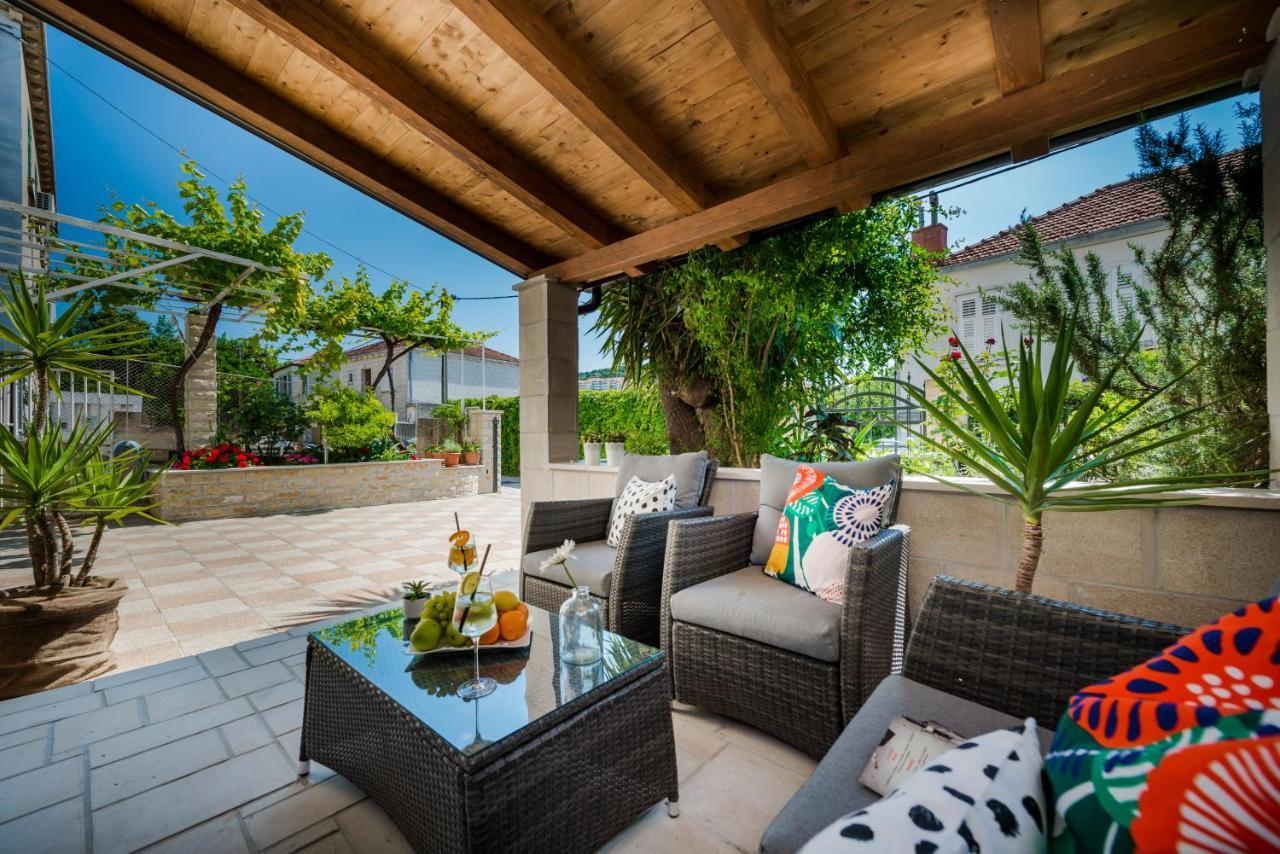 Niko'S Charming Apartment With Free Parking Ντουμπρόβνικ Εξωτερικό φωτογραφία